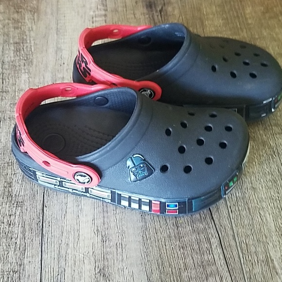 darth vader light up crocs